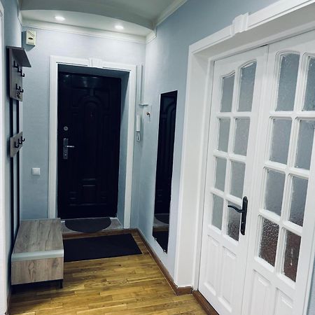 Classic Family Apart In The Center With 4 Rooms タシュケント エクステリア 写真